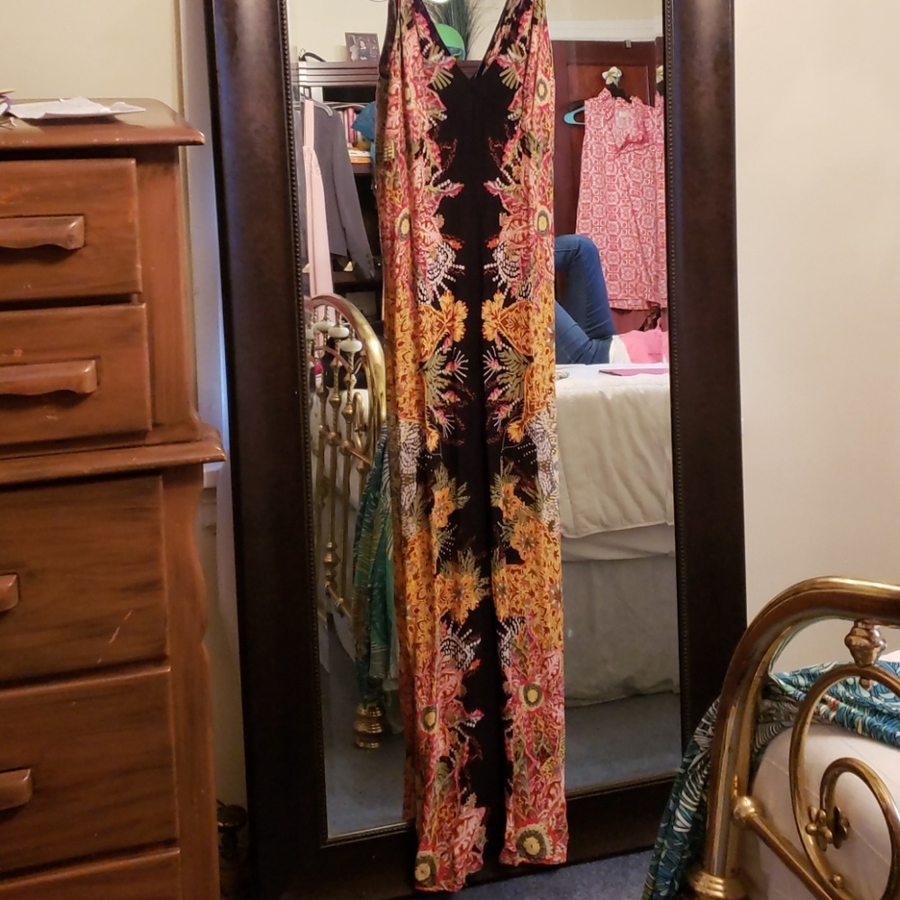 Sundress with toe up in back